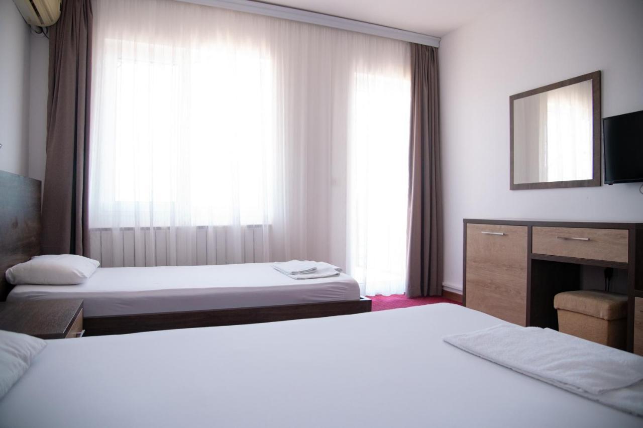 Hotel Istatov Nov Dojran Esterno foto