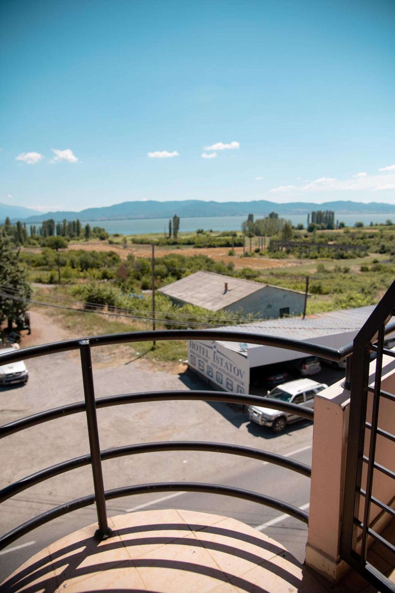 Hotel Istatov Nov Dojran Esterno foto